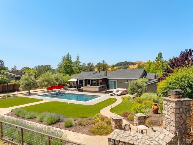 Photo - 1051 Stonebridge Dr