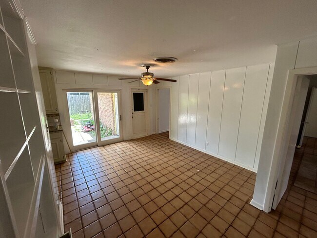 Photo - 3 Bedroom 2 Bath House in Corpus Christi!
