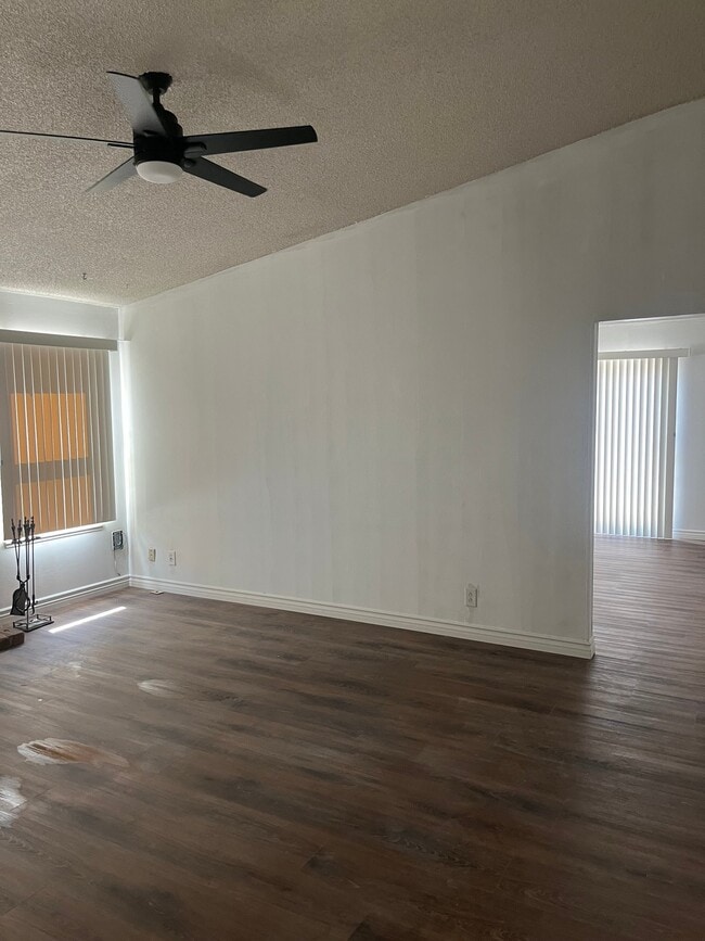 Photo - 3001 King Midas Way