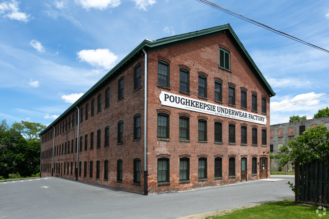 The Poughkeepsie Underwear Factory Apartments - The Poughkeepsie Underwear Factory Apartments