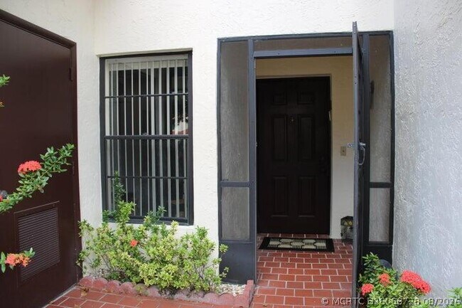 Photo - 10804 Bahama Palm Way Unit 102