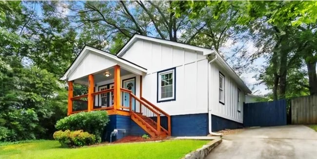 Photo - 953 Garibaldi St SW Casa