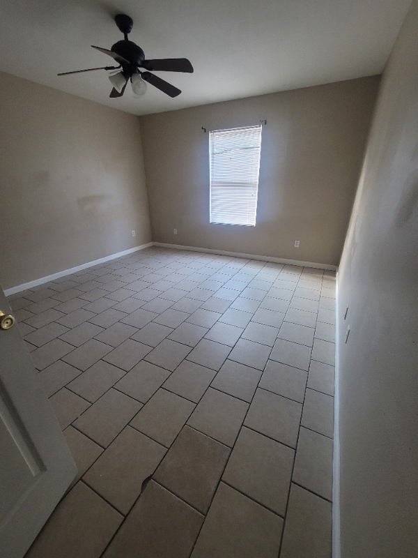 Photo - 1418 Thompson Rd