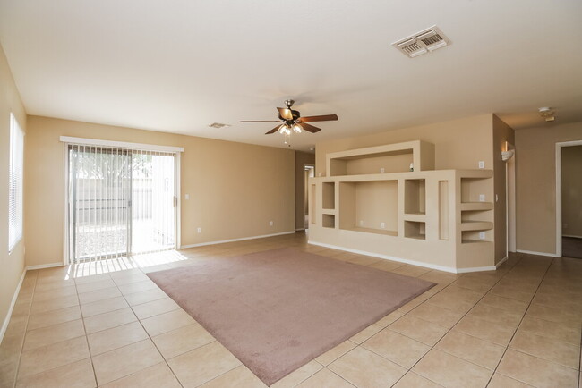 Photo - 11409 W Cambridge Ave