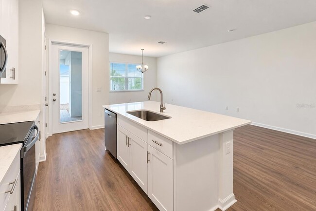 Photo - 17736 Porter Rd