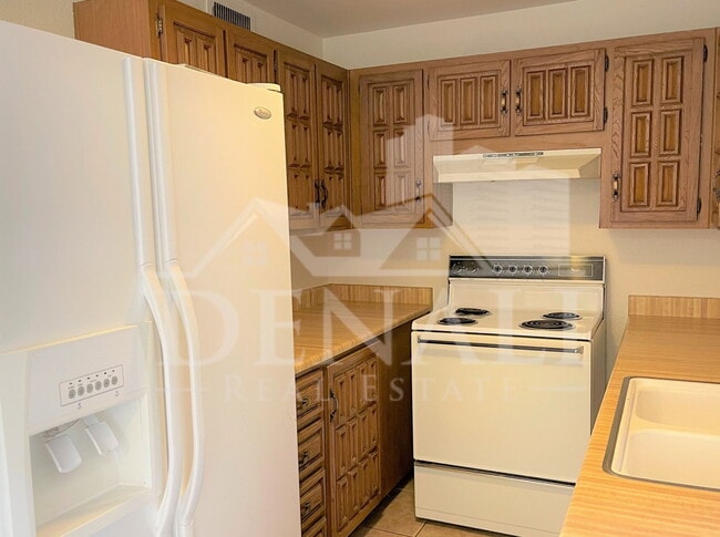 Photo - 3645 N 69th Ave