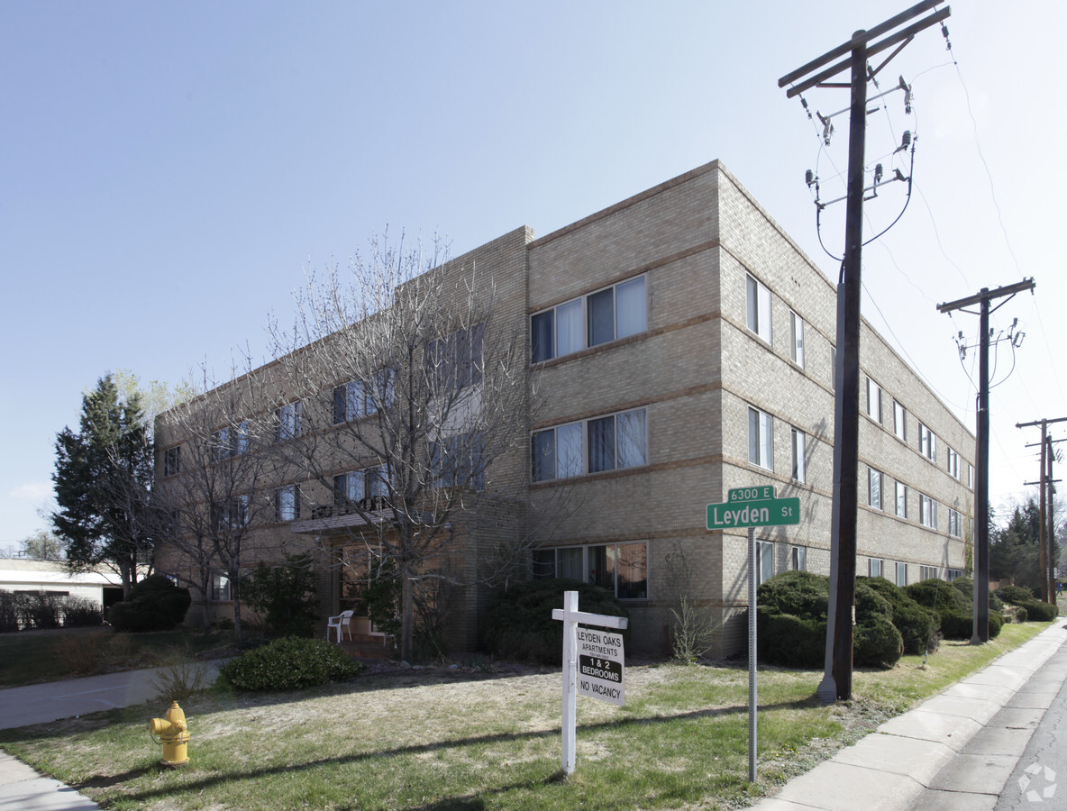 Leyden Oaks Apartments - Leyden Oaks Apartments