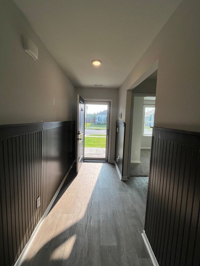 3563 Wigeon Wy