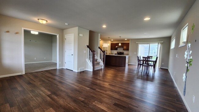 Photo - 9359 Highland Gate Way