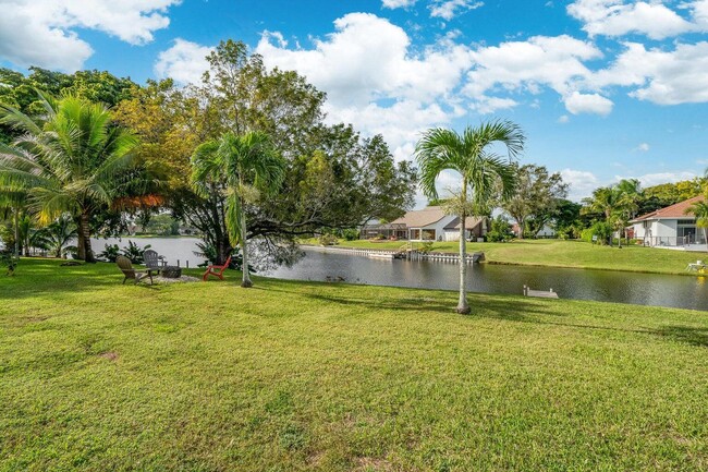 12775 Guilford Cir
