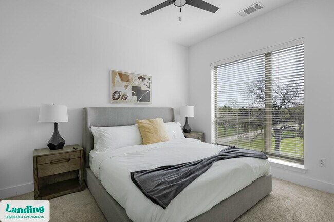 Photo - 650 E Sycamore St Unit 3307