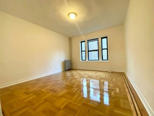 2 bedroom in BRONX NY 10463 - 2 bedroom in BRONX NY 10463 Condo Unit 66