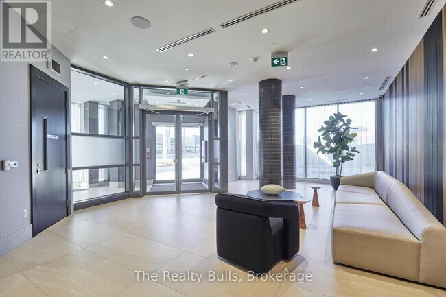 Photo - 2545 Simcoe St N Unit 516