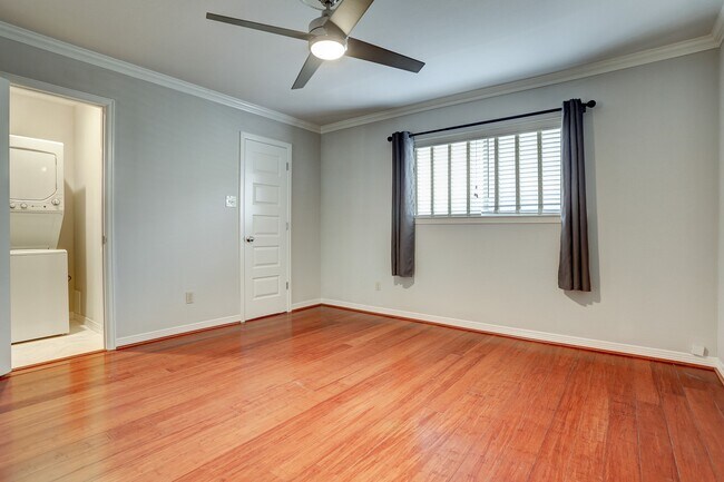 Photo - 611 Hawthorne St Unit 6