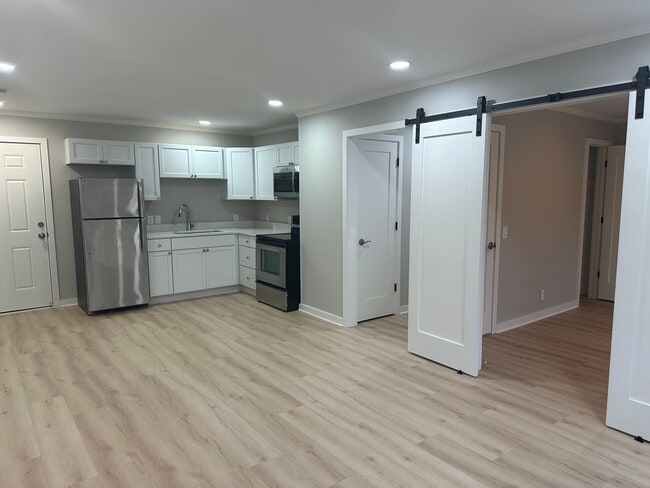 Photo - 137 N Center St Unit 2