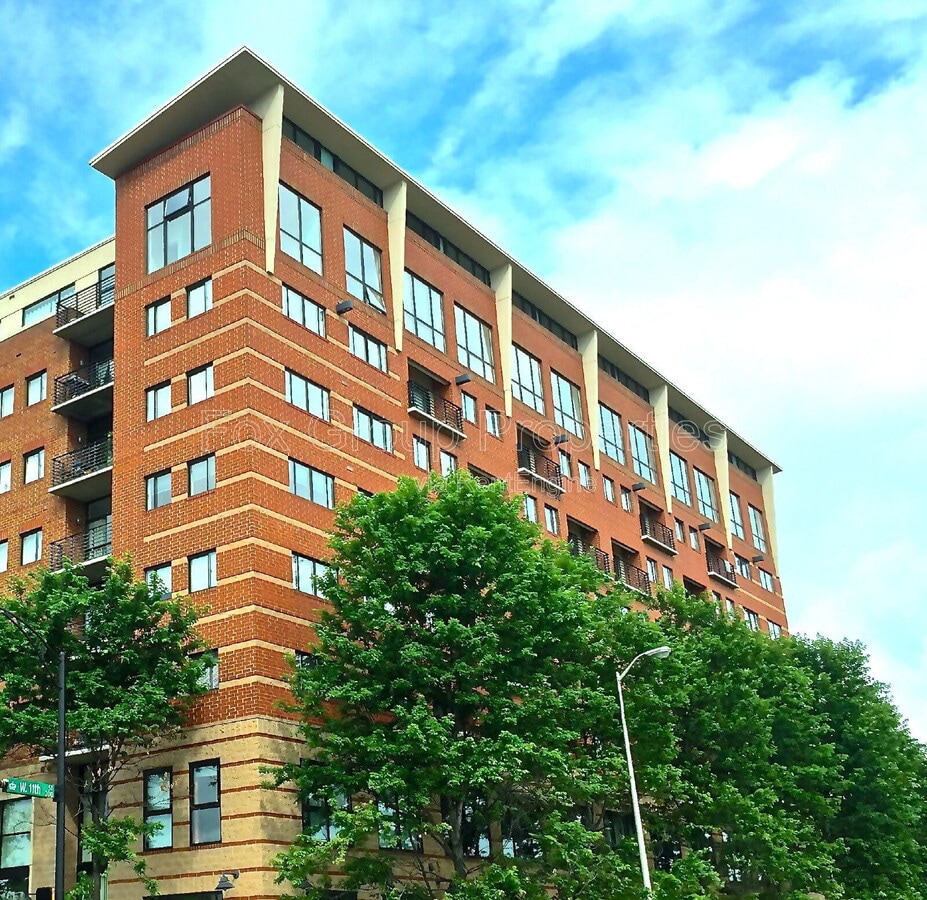 Photo - 715 N Church St Unit 614