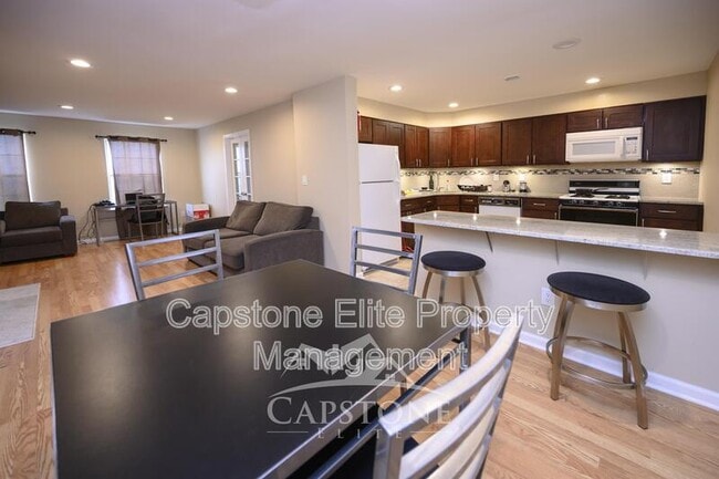 Photo - 4 Rutgers Dr