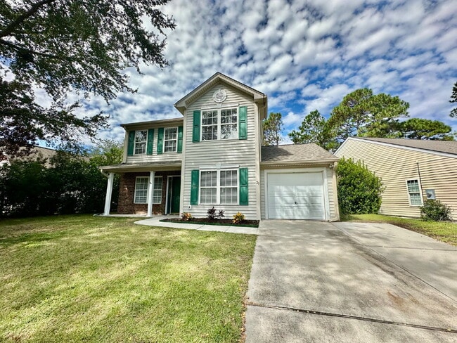 Photo - Bright and Airy Three Bedroom Home in Lake...