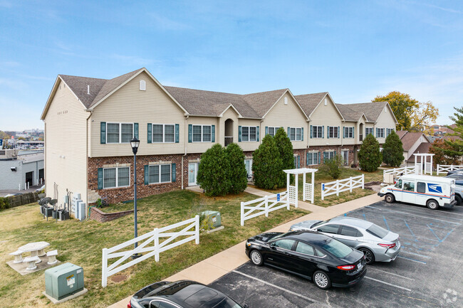 Photo - Arthur Commons Apartments