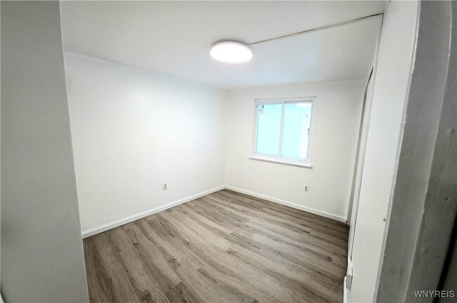 Photo - 50 Strasbourg Dr