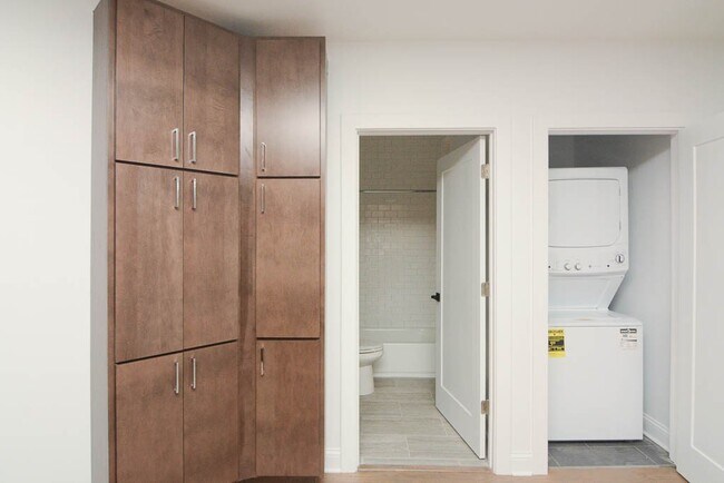 Photo - 3405 W Fullerton Ave Unit M01H