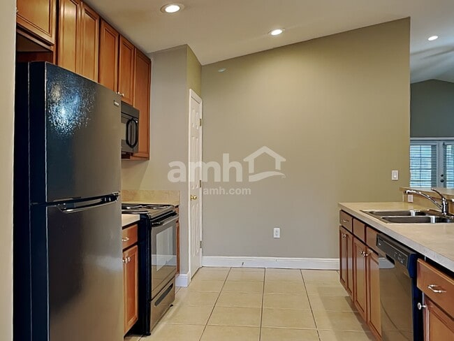 Photo - 403 Lisa Ann Ct