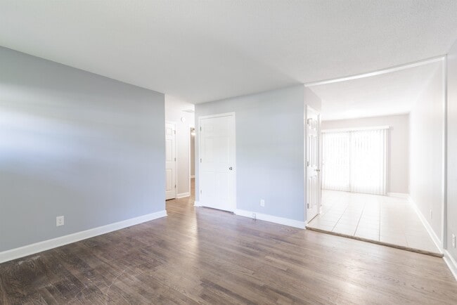 3331 Erskine Dr