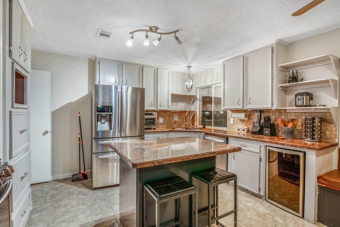 Photo - 2539 Jester Ln