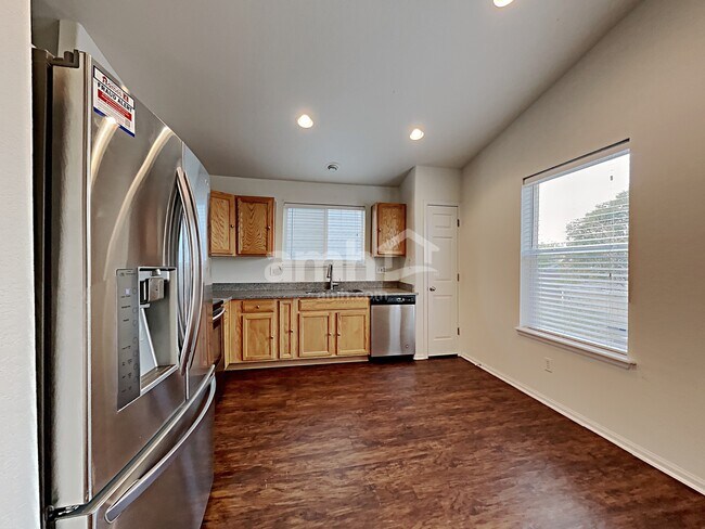 Photo - 1183 Sandpiper Ln