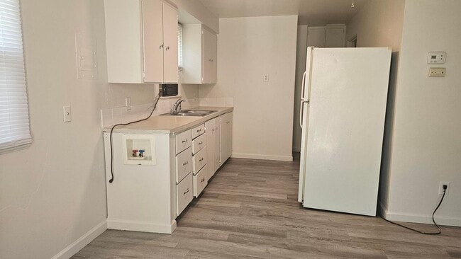 Photo - Jean Street 4 Plex Unidad 2411