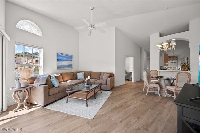 Photo - 8415 Excalibur Cir Unidad B10