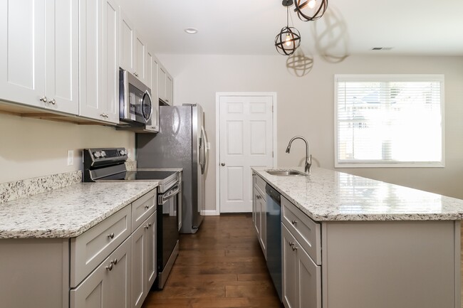 Photo - 213 Sycamore Cv Rd