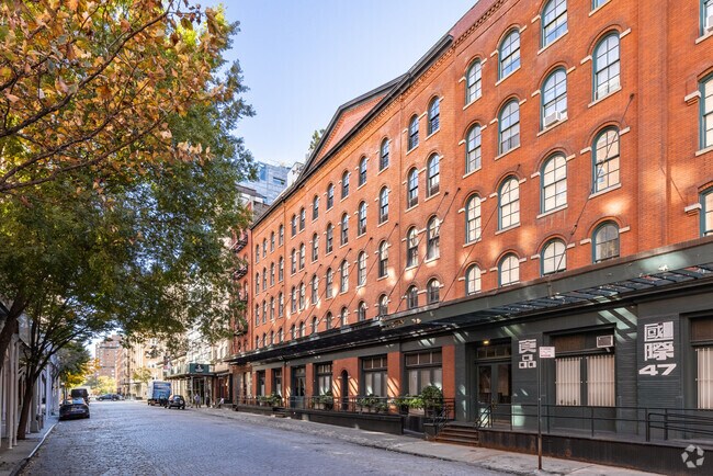 Photo - 39 Vestry St