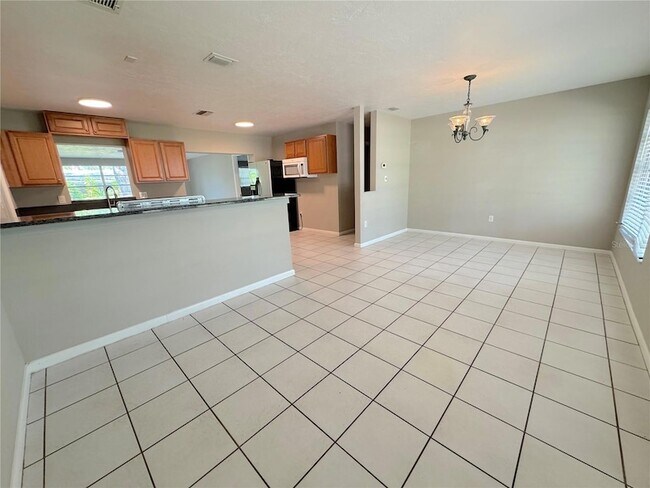 Photo - 3883 Hawkeye Cir