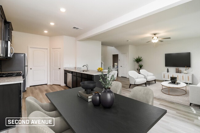 422 Condie Russell Ave