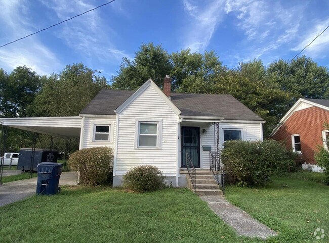 Building Photo - 327 S Greensburg St Rental