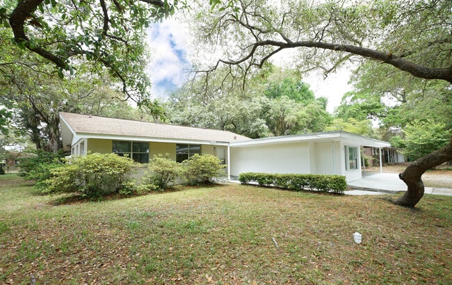 Photo - 62 Meigs Dr House