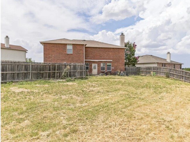 Photo - 1352 Dawson Way