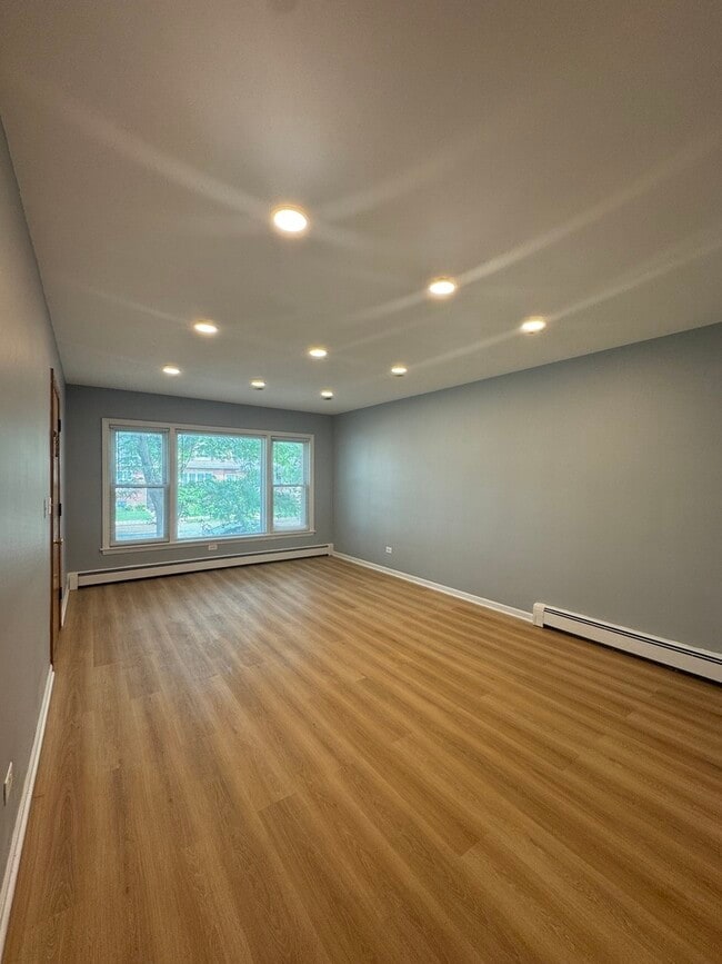 Photo - 5452 N Central Ave Unit 1