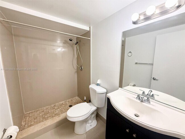 Photo - 9301 SW 92nd Ave Unit A309