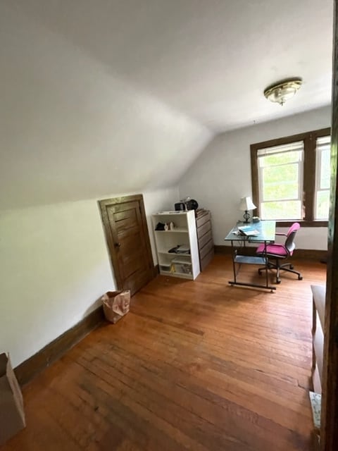 Photo - 505 Dryden Rd