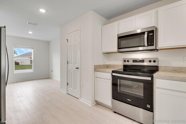 Photo - 3226 SW Nutley St