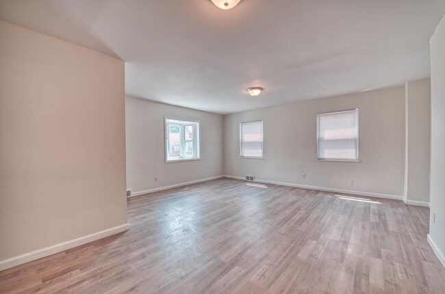 Photo - 1139 Miller Ave