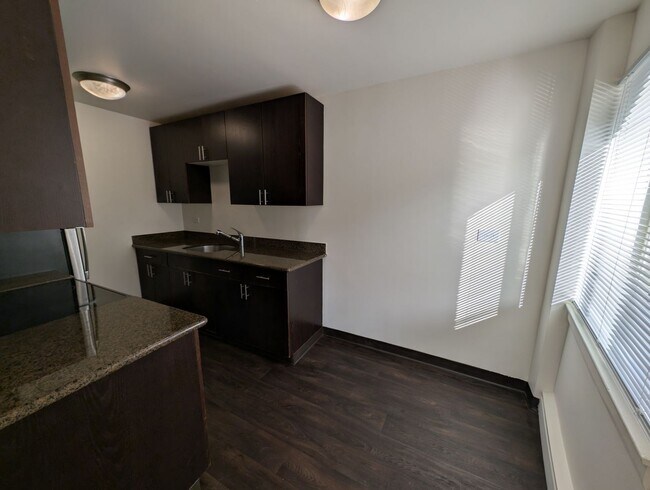 Photo - The Q Apartments