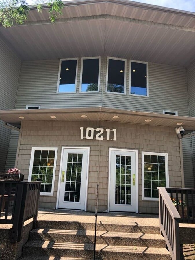 Photo - 10211 Cedar Lk Rd S