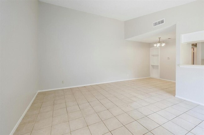 Photo - 5808 Emerald Forest Dr