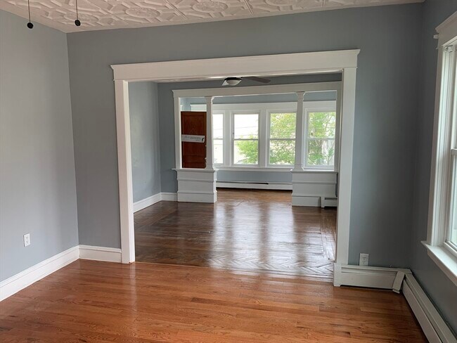 Photo - 70 Price Pl Unit 2