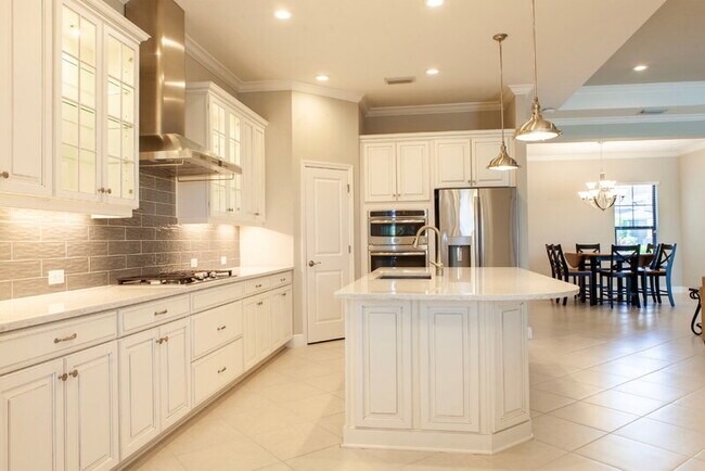 Photo - 13927 Old Creek Ct