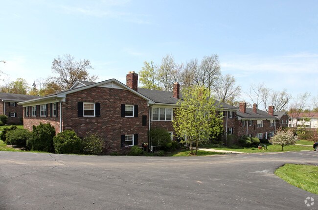 Carriage Hill Apartments - Carriage Hill Apartments