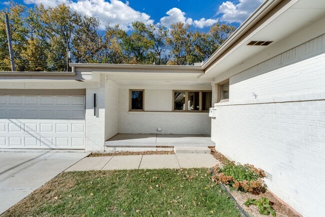 Photo - 1917 N Edgemoor Dr